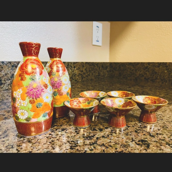 Kutani-yaki Saki Set - Picture 1 of 3